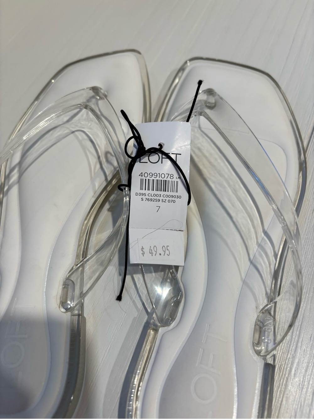 LOFT Clear Jelly Flip Flop Sandals in Clear/White Footbed